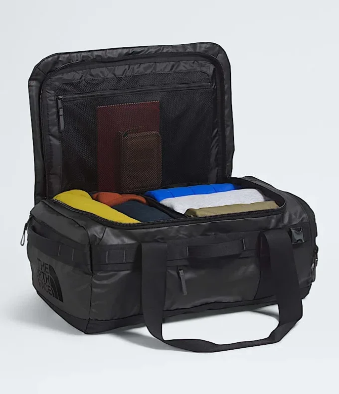 Base Camp Voyager Duffel—42L Base Camp Voyager Duffel—42L