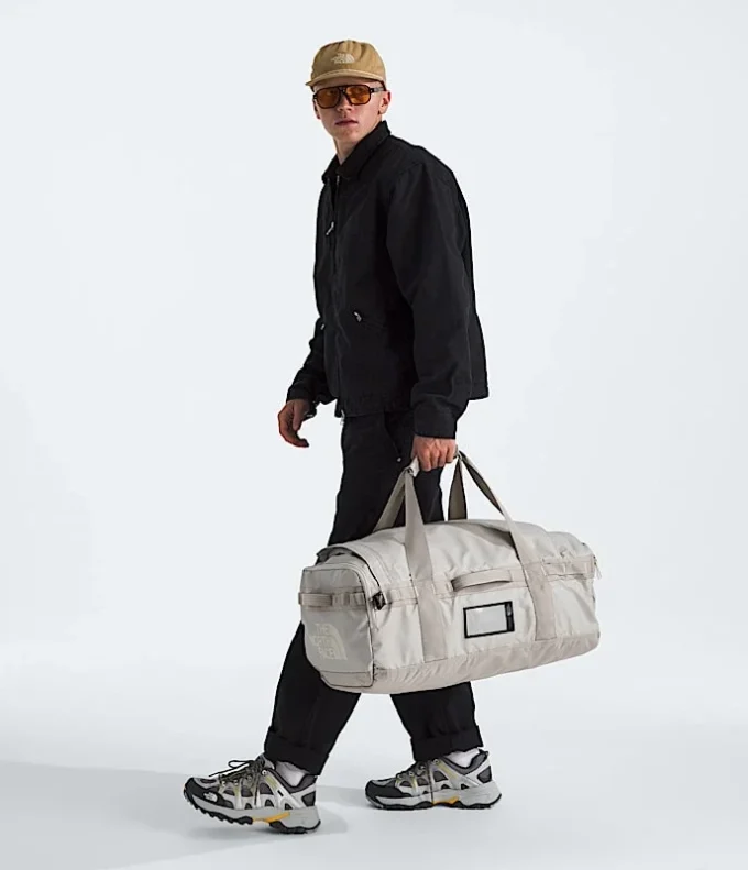 Base Camp Voyager Duffel—62L Base Camp Voyager Duffel—62L