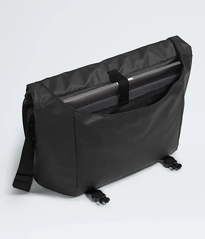 Base Camp Voyager Messenger Bag Base Camp Voyager Messenger Bag