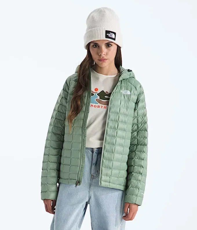 Boys’ & Girls’ THERMOBALL™ Hooded Jacket Boys’ & Girls’ THERMOBALL™ Hooded Jacket