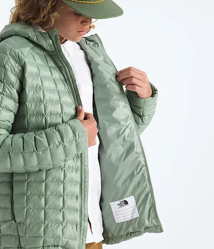 Boys’ & Girls’ THERMOBALL™ Hooded Jacket Boys’ & Girls’ THERMOBALL™ Hooded Jacket