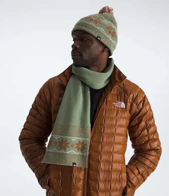 Cabin Ski Tuke And Scarf Set Cabin Ski Tuke And Scarf Set