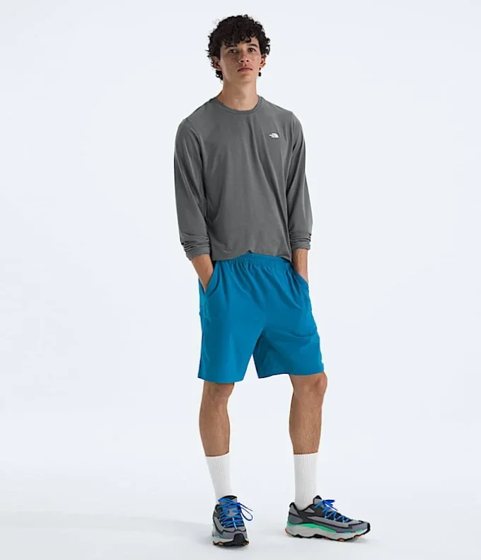 Men’s Adventure Long-Sleeve Tee Men’s Adventure Long-Sleeve Tee