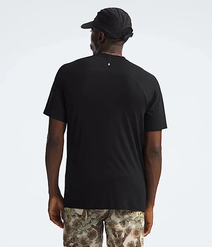 Men’s Dune Sky Short-Sleeve Crew Men’s Dune Sky Short-Sleeve Crew