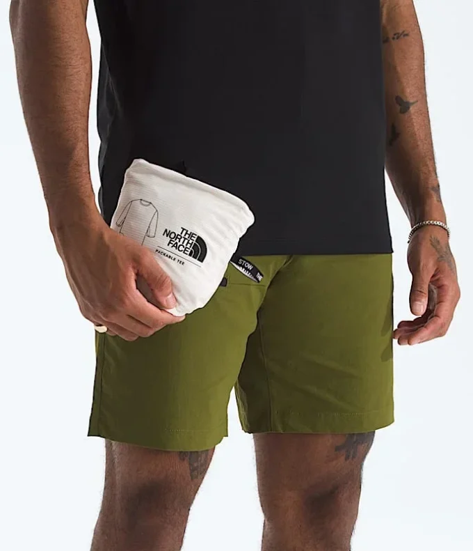 Men’s LIGHTRANGE™ Packable Short-Sleeve Tee Men’s LIGHTRANGE™ Packable Short-Sleeve Tee