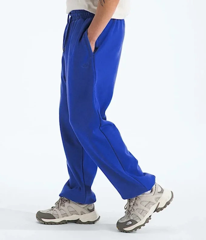 Men’s TNF™ Essential Simple Dome Relaxed Pants Men’s TNF™ Essential Simple Dome Relaxed Pants