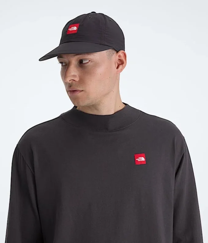 Men’s TNF™ Red Box Long-Sleeve Tee Men’s TNF™ Red Box Long-Sleeve Tee