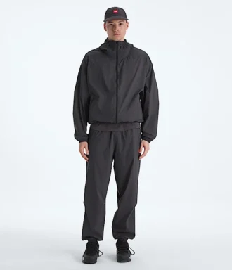 Men’s TNF™ Red Box Packable Hooded Wind Jacket
