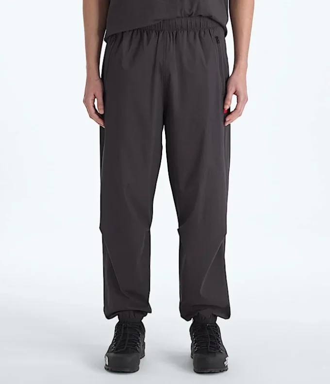 Men’s TNF™ Red Box Packable Wind Pants Men’s TNF™ Red Box Packable Wind Pants
