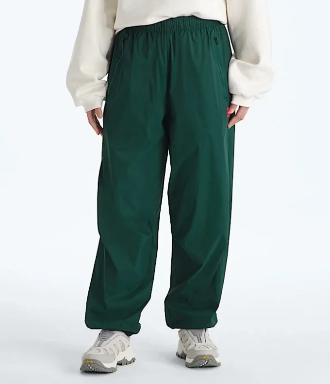 Men’s TNF™ Red Box Packable Wind Pants Men’s TNF™ Red Box Packable Wind Pants