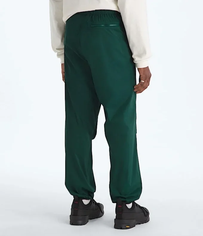 Men’s TNF™ Red Box Packable Wind Pants Men’s TNF™ Red Box Packable Wind Pants
