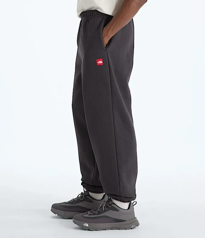 Men’s TNF™ Red Box Sweatpants Men’s TNF™ Red Box Sweatpants