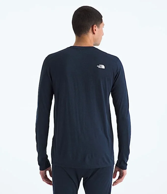 TNF X Smartwool Men’s Merino Blend 150 Long-Sleeve Crew TNF X Smartwool Men’s Merino Blend 150 Long-Sleeve Crew