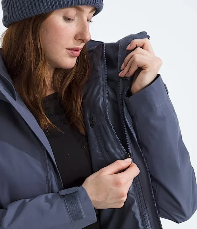 Women’s Carto Mono Triclimate™ Hooded Jacket Women’s Carto Mono Triclimate™ Hooded Jacket
