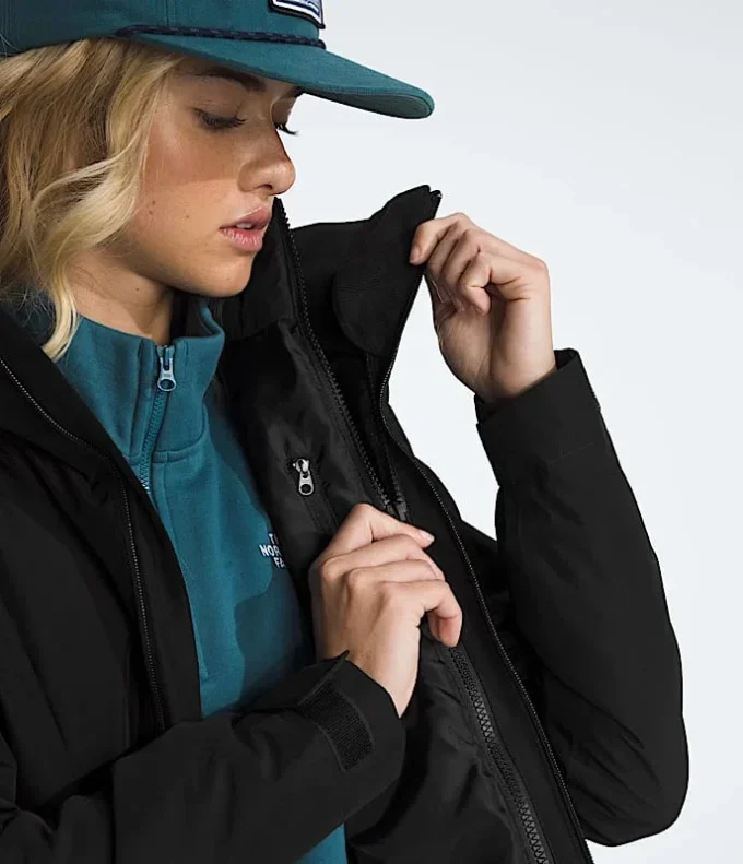 Women’s Carto Mono Triclimate™ Hooded Jacket Women’s Carto Mono Triclimate™ Hooded Jacket