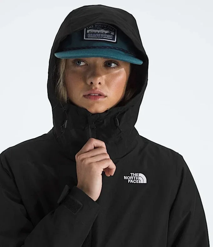Women’s Carto Mono Triclimate™ Hooded Jacket Women’s Carto Mono Triclimate™ Hooded Jacket