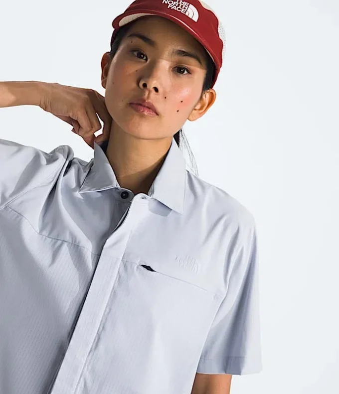 Women’s Short-Sleeve LIGHTRANGE™ Shirt Women’s Short-Sleeve LIGHTRANGE™ Shirt