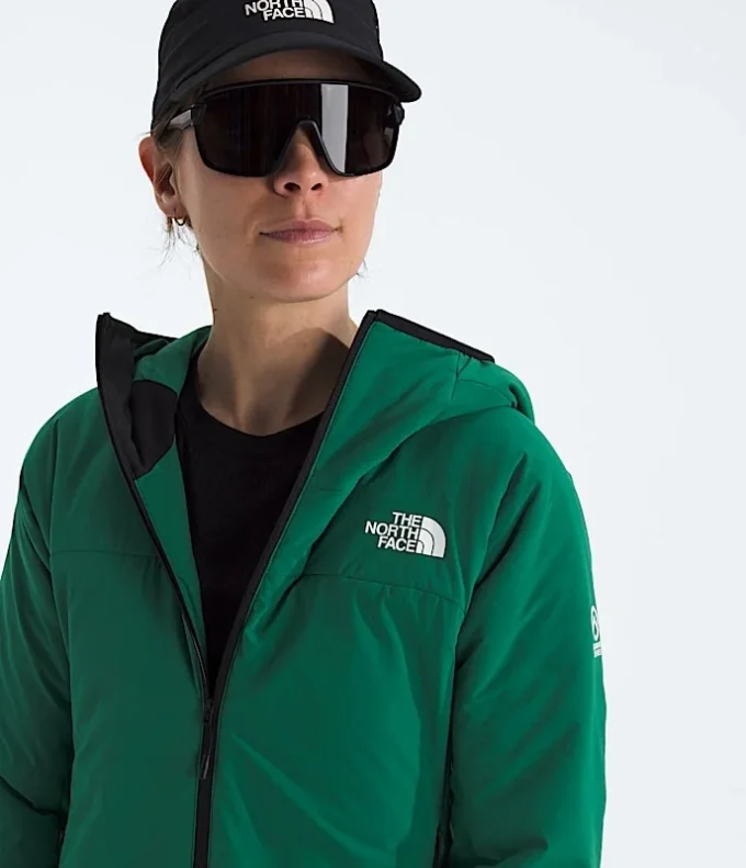 Women’s Summit Series Casaval Hybrid Hoodie Women’s Summit Series Casaval Hybrid Hoodie