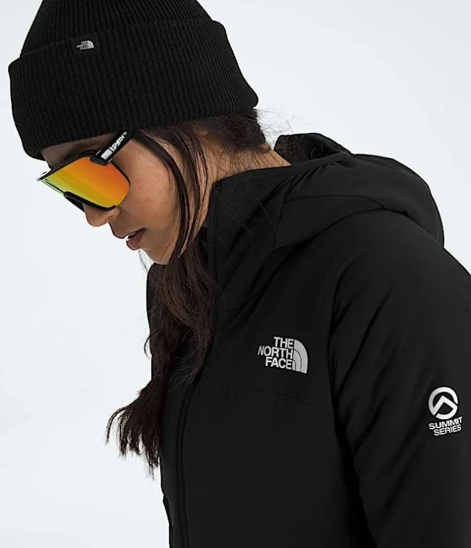 Women’s Summit Series Casaval Hybrid Hoodie Women’s Summit Series Casaval Hybrid Hoodie