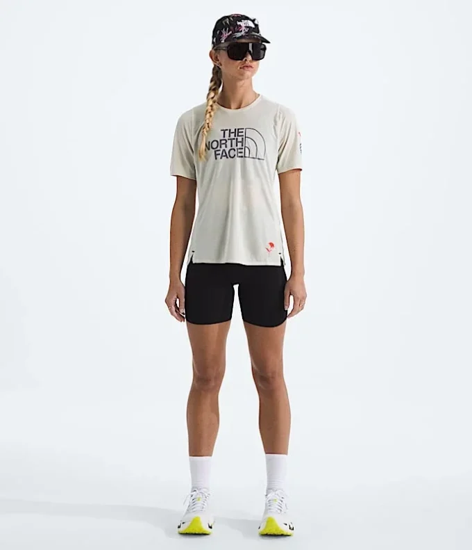 Women’s Summit Series High Trail Short-Sleeve—Graphic Women’s Summit Series High Trail Short-Sleeve—Graphic