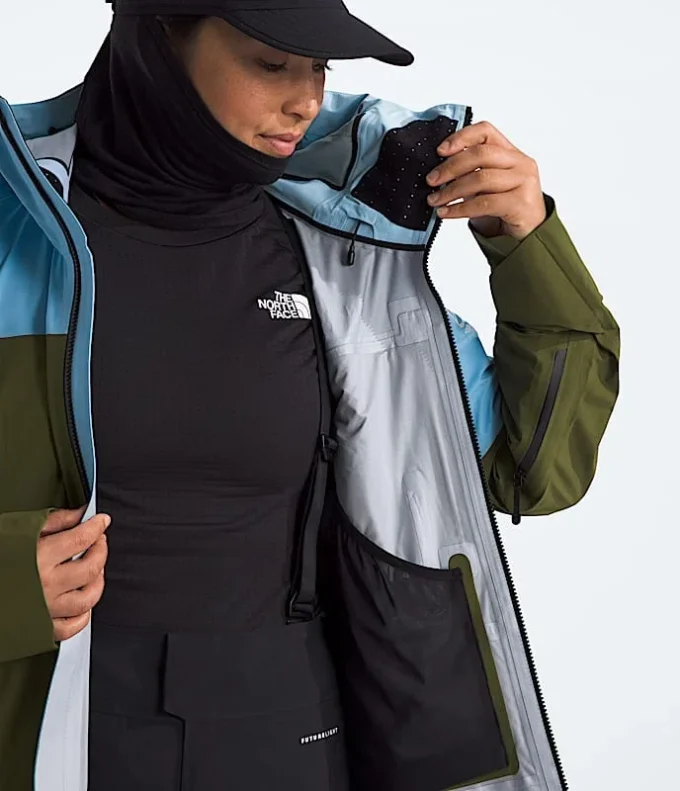 Women’s Summit Series Stimson FUTURELIGHT™ Jacket Women’s Summit Series Stimson FUTURELIGHT™ Jacket