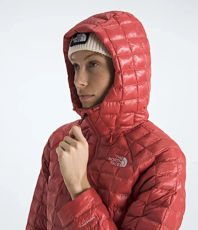 Women’s THERMOBALL™ Hooded Jacket Women’s THERMOBALL™ Hooded Jacket