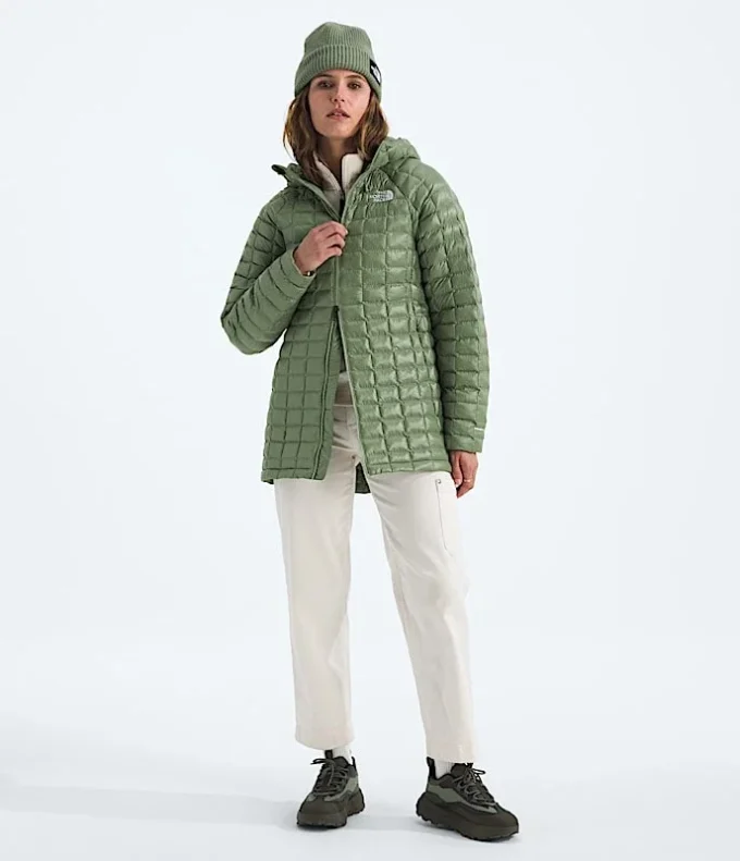 Women’s THERMOBALL™ Hooded Parka Women’s THERMOBALL™ Hooded Parka
