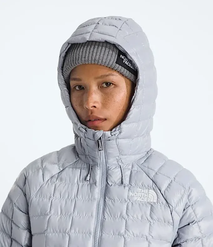 Women’s THERMOBALL™ Hooded Parka Women’s THERMOBALL™ Hooded Parka