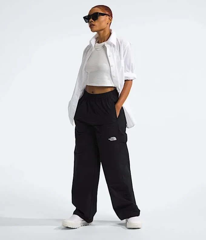 Women’s TNF™ Easy Wind Pants Women’s TNF™ Easy Wind Pants