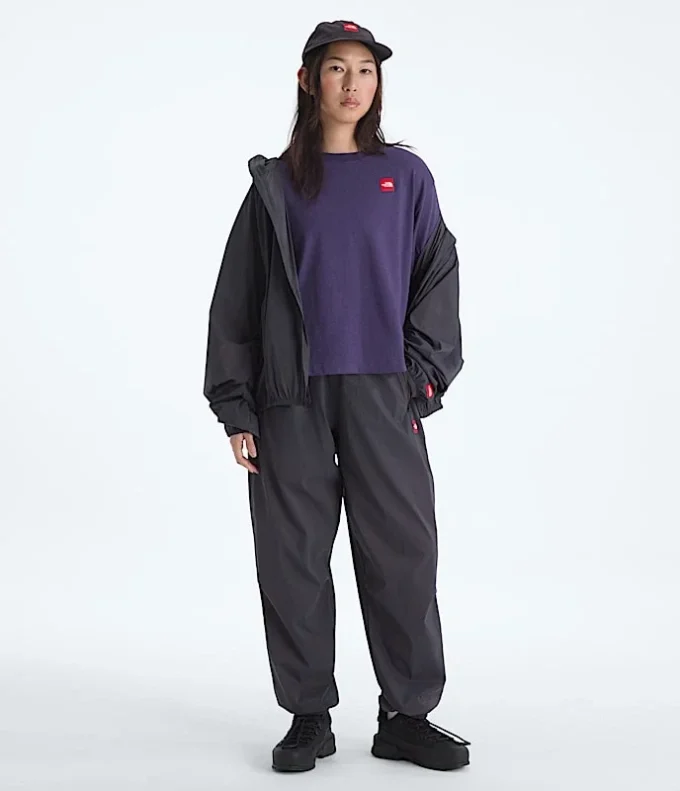 Women’s TNF™ Red Box Short-Sleeve Boxy Tee Women’s TNF™ Red Box Short-Sleeve Boxy Tee
