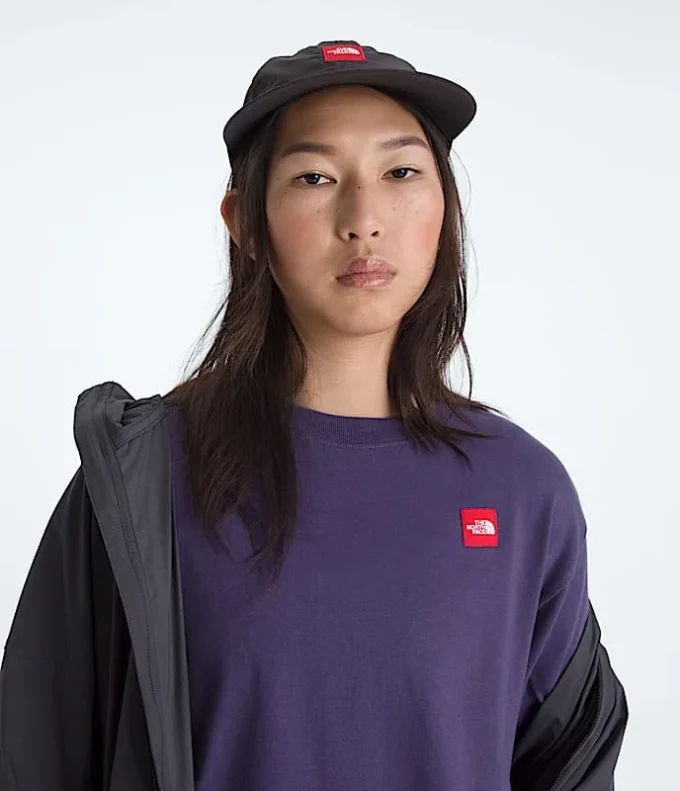 Women’s TNF™ Red Box Short-Sleeve Boxy Tee Women’s TNF™ Red Box Short-Sleeve Boxy Tee