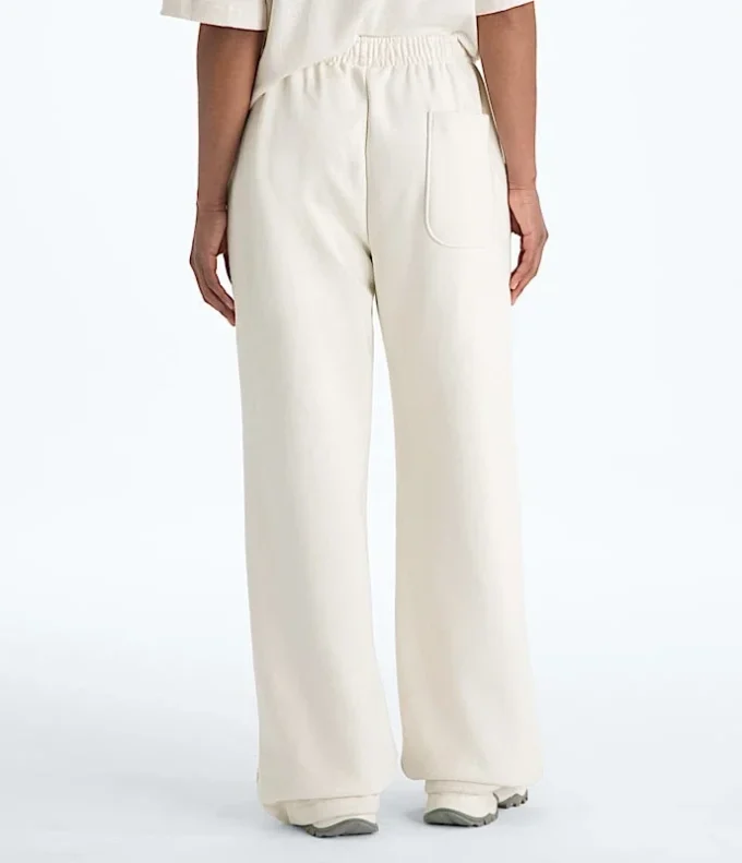 Women’s TNF™ Red Box Sweatpants Women’s TNF™ Red Box Sweatpants