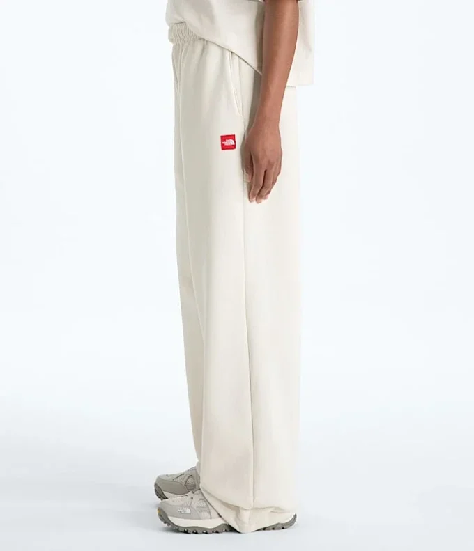 Women’s TNF™ Red Box Sweatpants Women’s TNF™ Red Box Sweatpants
